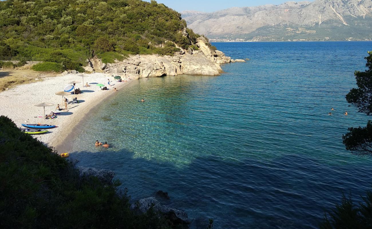 Photo de Agios Ioannis secret beach avec caillou fin blanc de surface