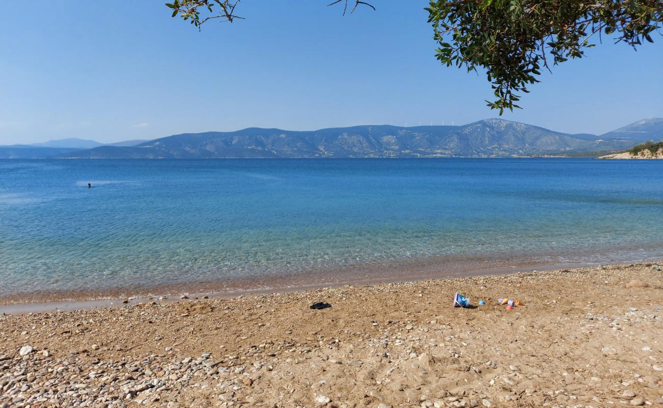 Photo de Marathia beach avec caillou clair de surface