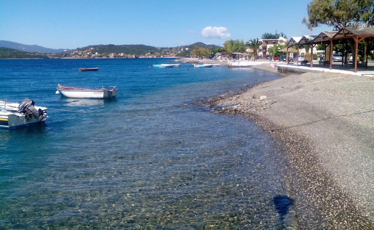 Photo de Spilia 2 beach avec caillou fin gris de surface