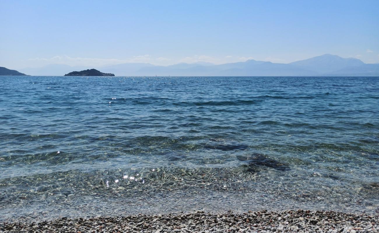 Photo de Agios Spiridon beach avec caillou gris de surface