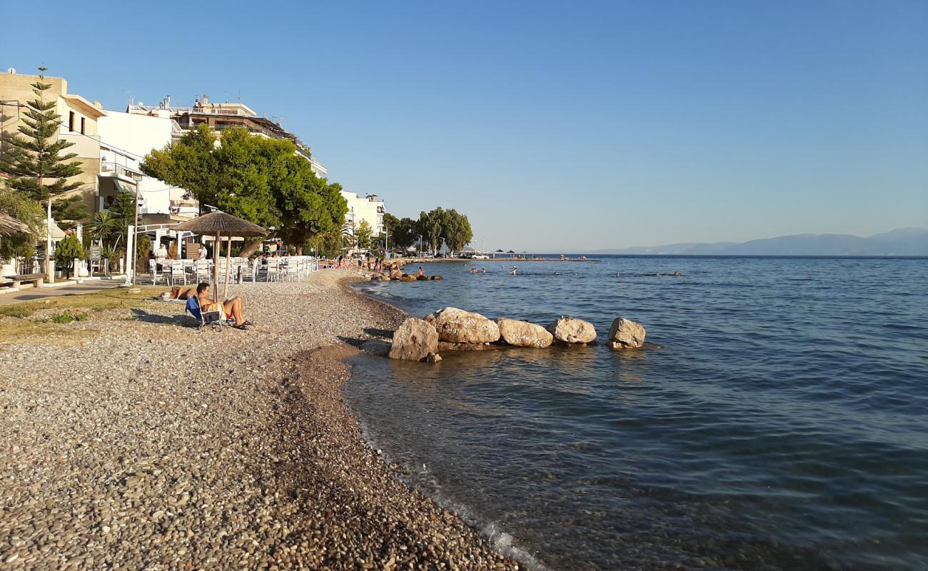 Photo de Itea 2 beach avec galets gris de surface