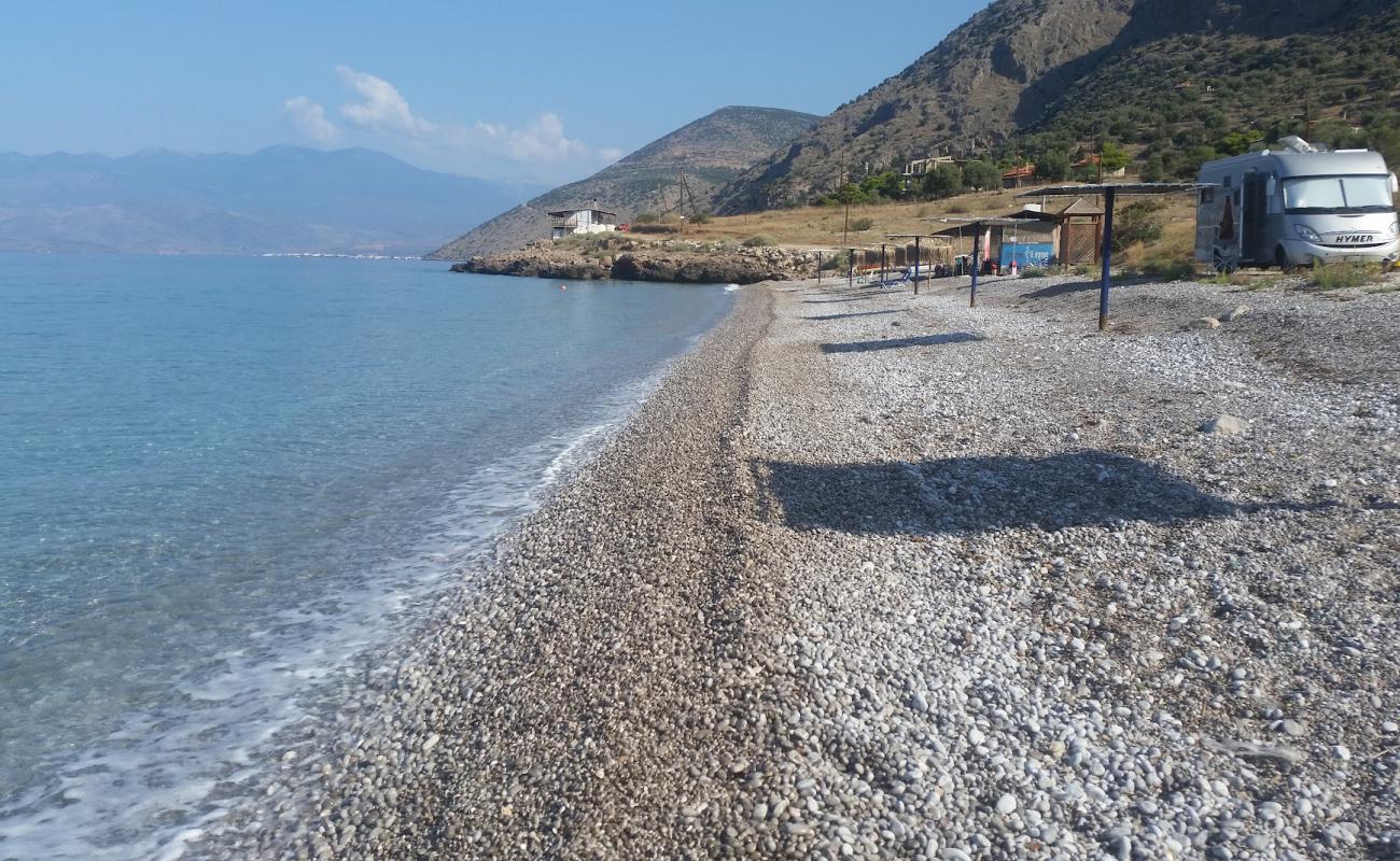 Photo de Agios Minas beach avec caillou fin clair de surface