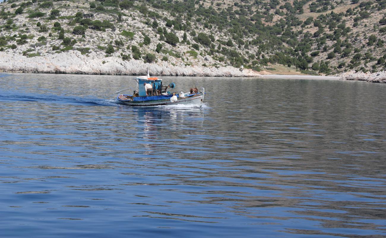 Photo de Agios Nikolaos beach III avec caillou clair de surface