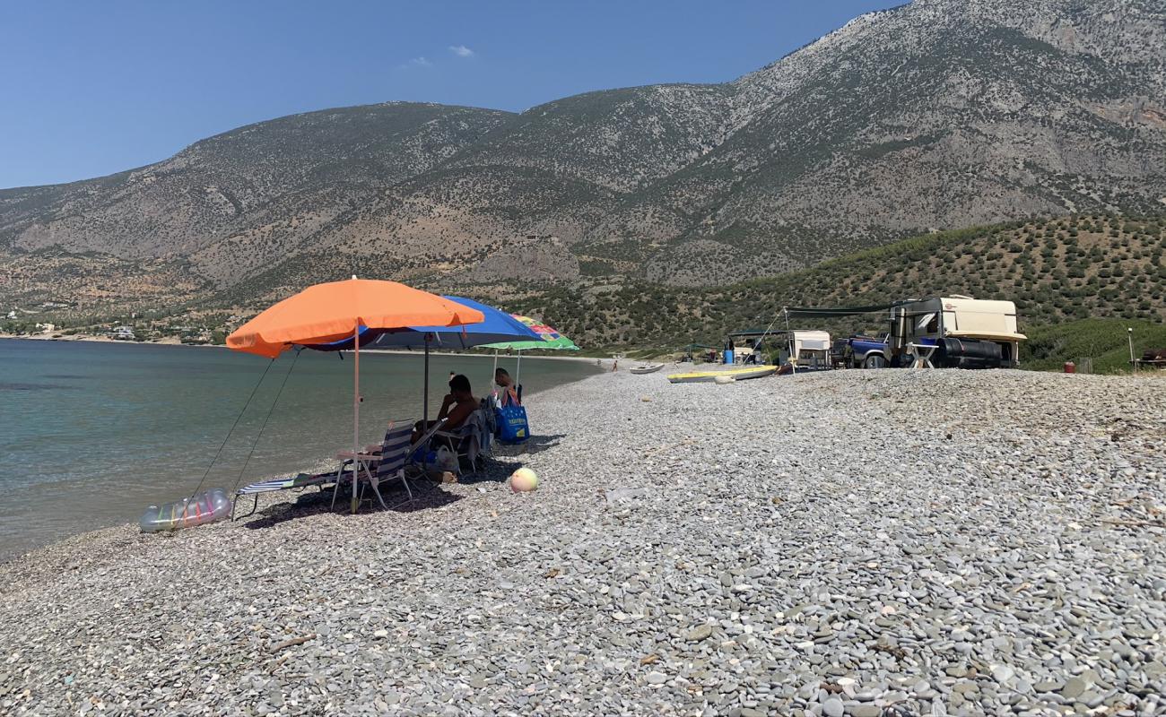 Photo de Salzas beach avec caillou fin clair de surface