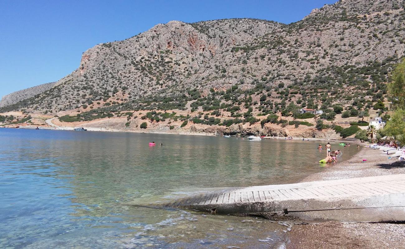 Photo de Agios Nikolaos beach avec caillou fin clair de surface