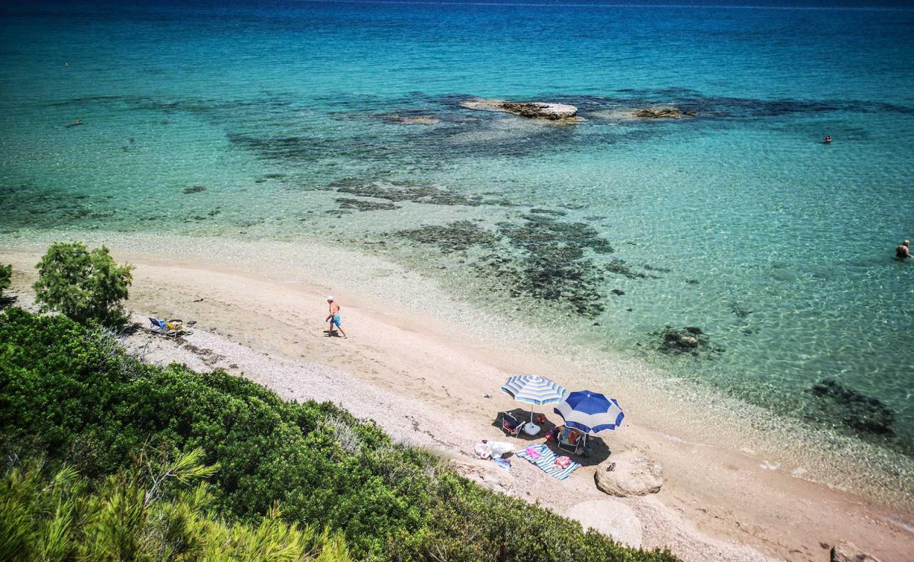 Photo de Vlychada beach avec galets beige de surface