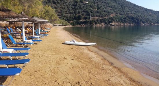 Lefki beach