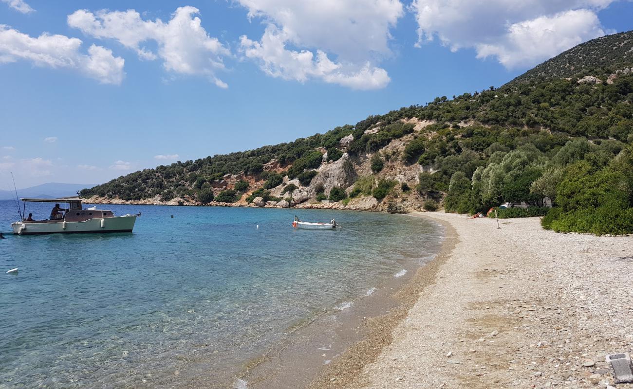 Photo de St. Vaso beach avec galets bruns de surface