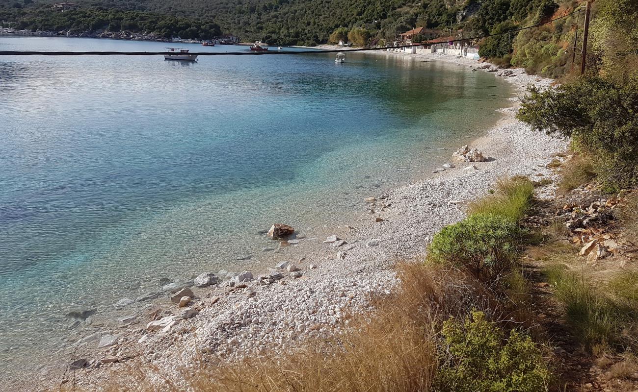 Photo de Chondri Ammos avec galets beige de surface