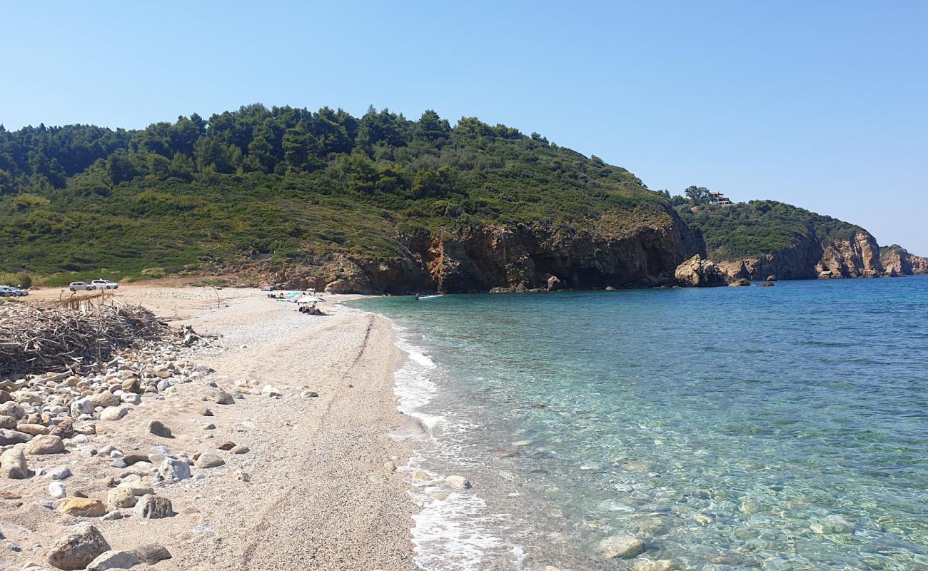 Photo de Liri beach avec caillou fin clair de surface