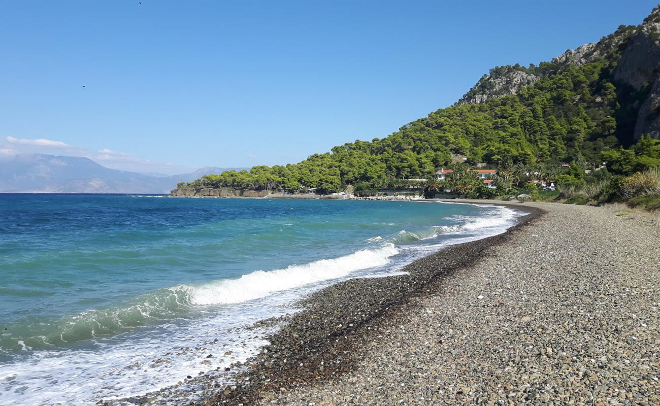 Photo de Almyra 2nd beach avec caillou fin gris de surface