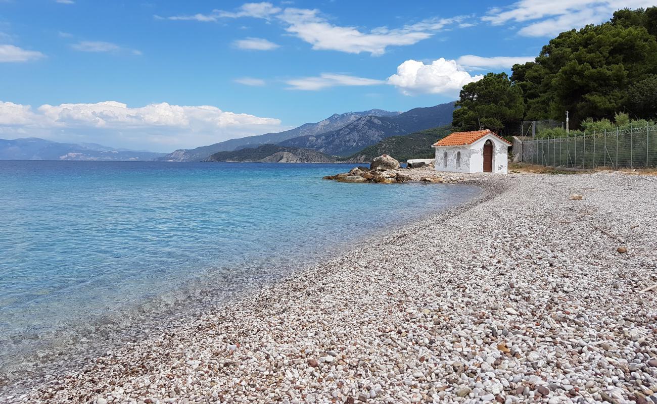 Photo de BEACH ALKYONIDOS avec caillou fin clair de surface