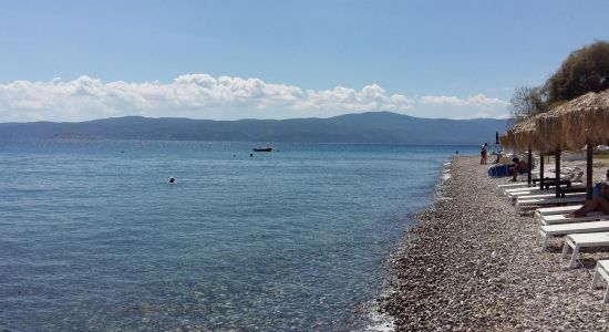 Agioi Theodoroi beach