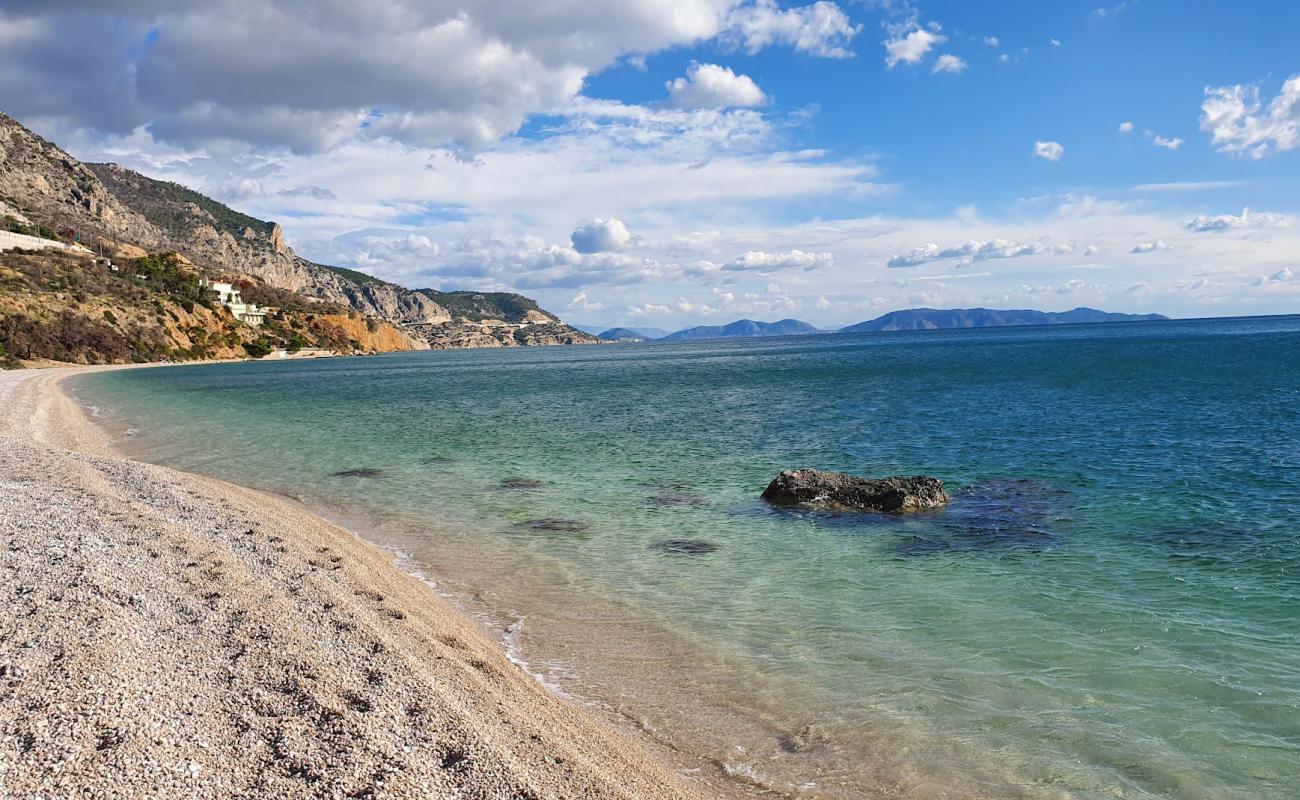 Photo de Kinetas 2 beach avec caillou fin clair de surface