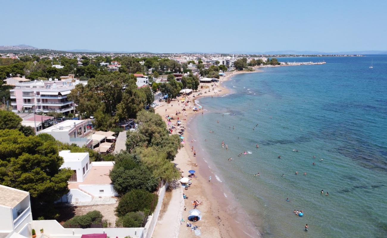 Photo de Vravronos beach avec sable beige de surface