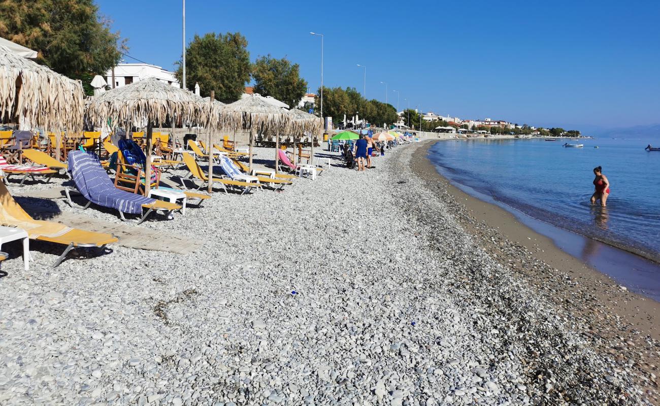 Photo de Paralia Sikias avec caillou fin gris de surface