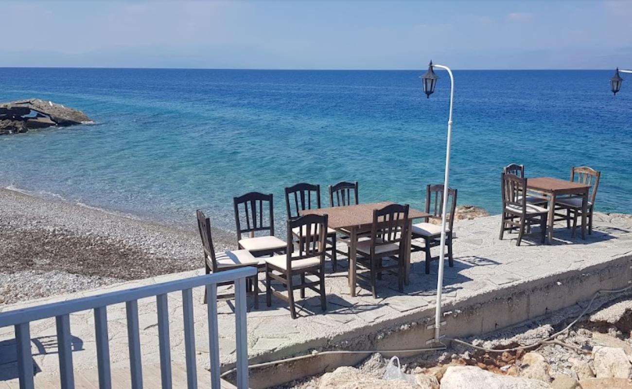 Photo de Palaia beach avec galets gris de surface