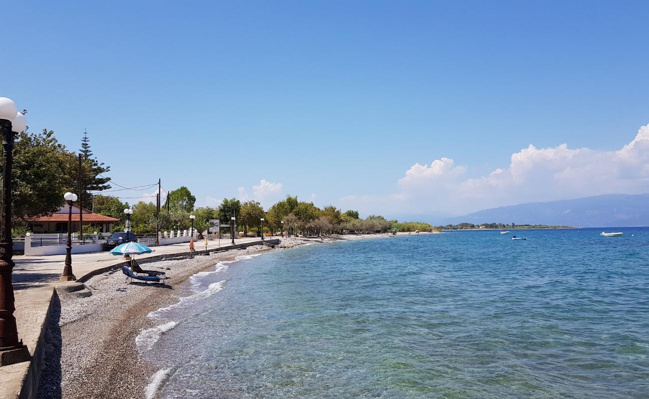 Photo de Diakopto beach II avec caillou gris de surface