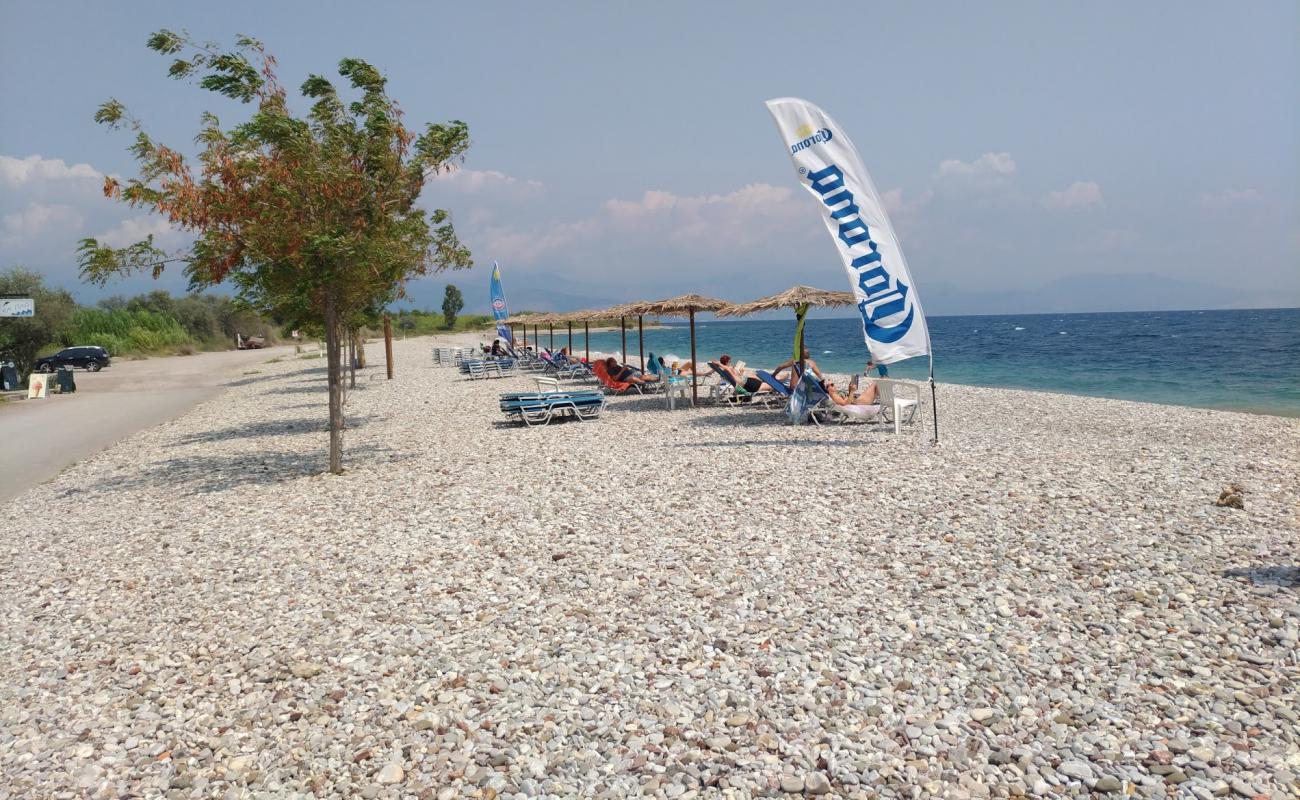 Photo de Paralia Nikoleikon avec caillou brun de surface