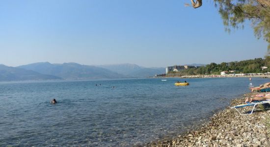 Paralia Arachovitikon