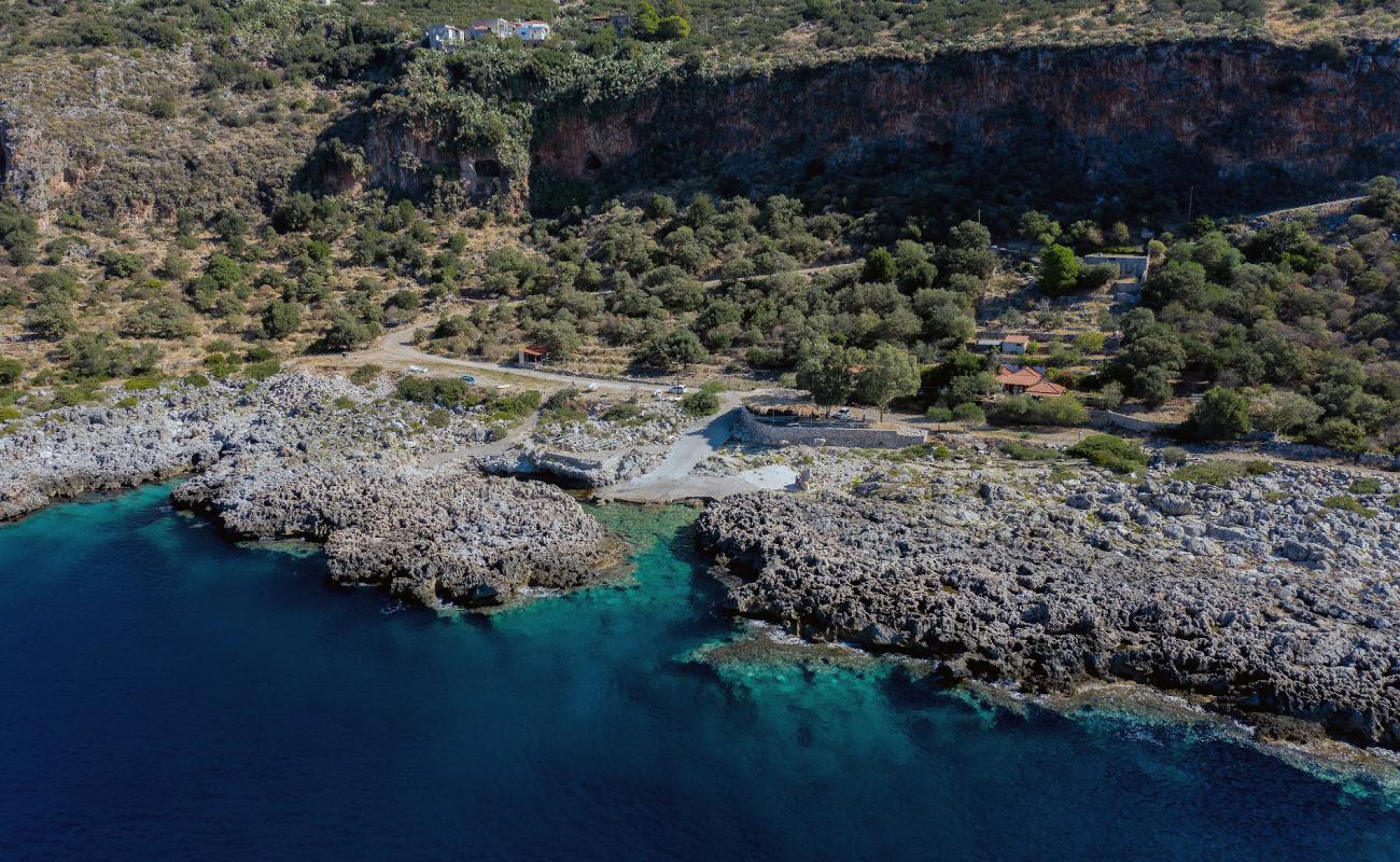 Photo de Hotasia beach avec béton de surface