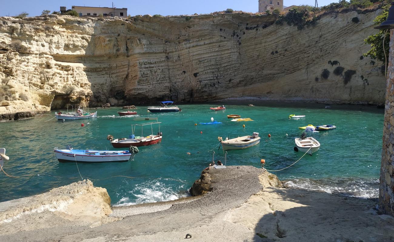 Photo de Kourkou beach avec surface béton pavée de surface