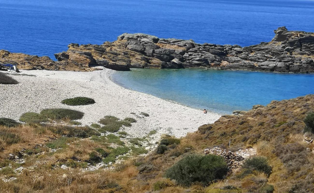 Photo de Kapoi beach avec galets blancs de surface