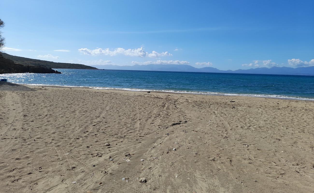 Photo de Bozas beach avec sable lumineux de surface