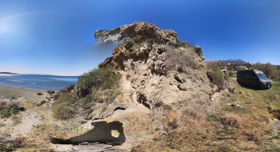 Amitsa beach