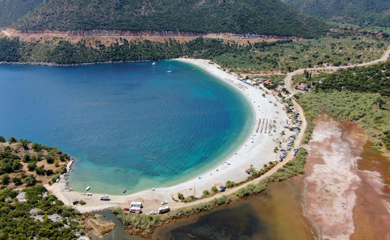 Photo de Fokiano beach avec caillou gris de surface