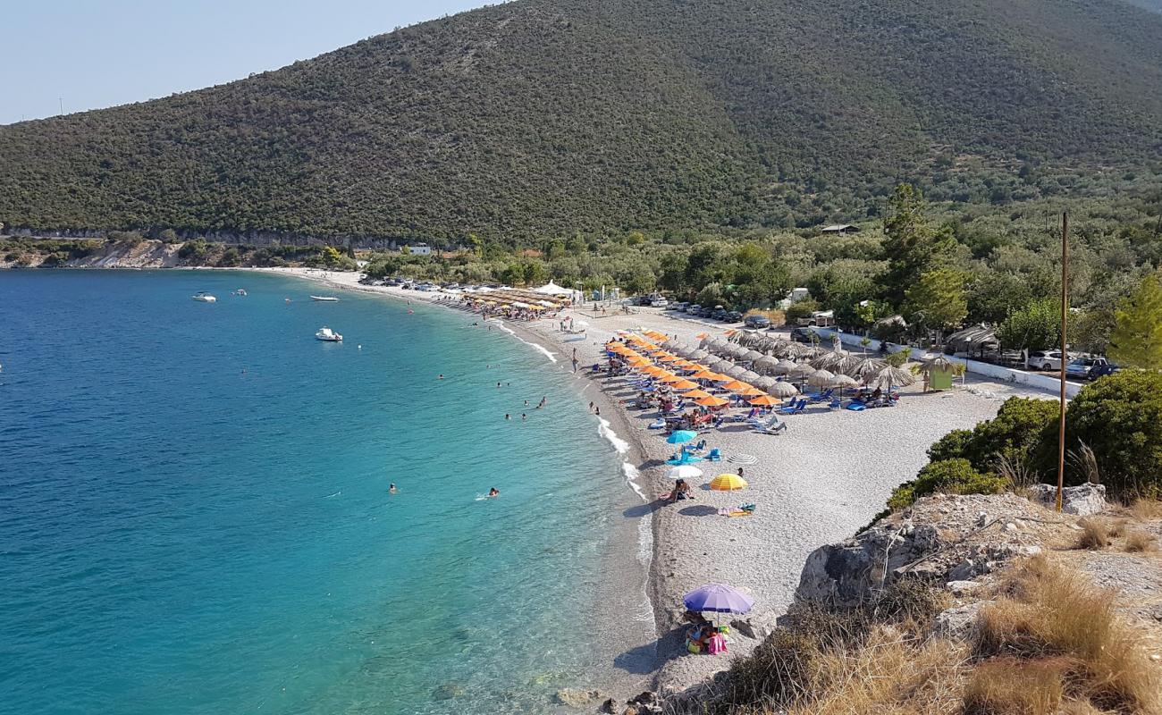 Photo de Kryoneri beach avec caillou fin clair de surface