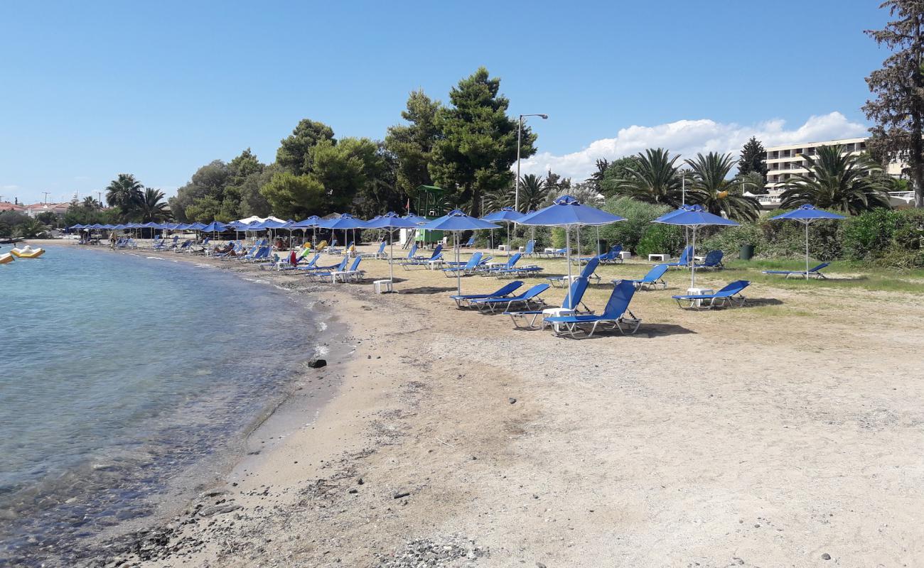 Photo de Paralia Porto Cheli II avec sable lumineux de surface