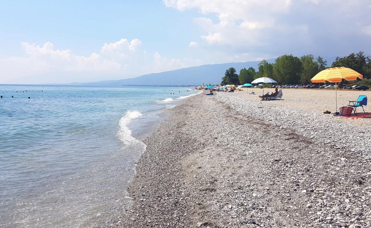 Photo de Mylos beach II avec caillou gris de surface