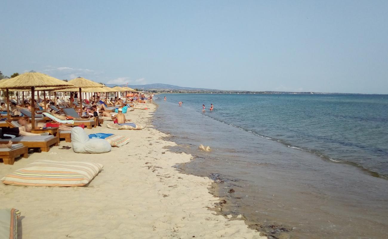 Photo de Plage Riviera Virgin avec sable lumineux de surface