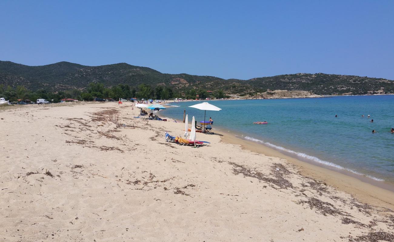 Photo de Paralia Sikia avec sable lumineux de surface