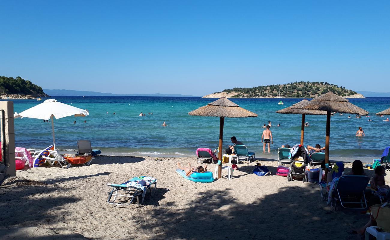 Photo de Lagonis beach avec sable lumineux de surface