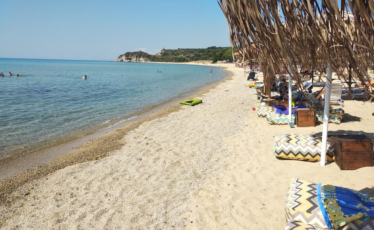 Photo de Plage de Phoenix avec sable lumineux de surface