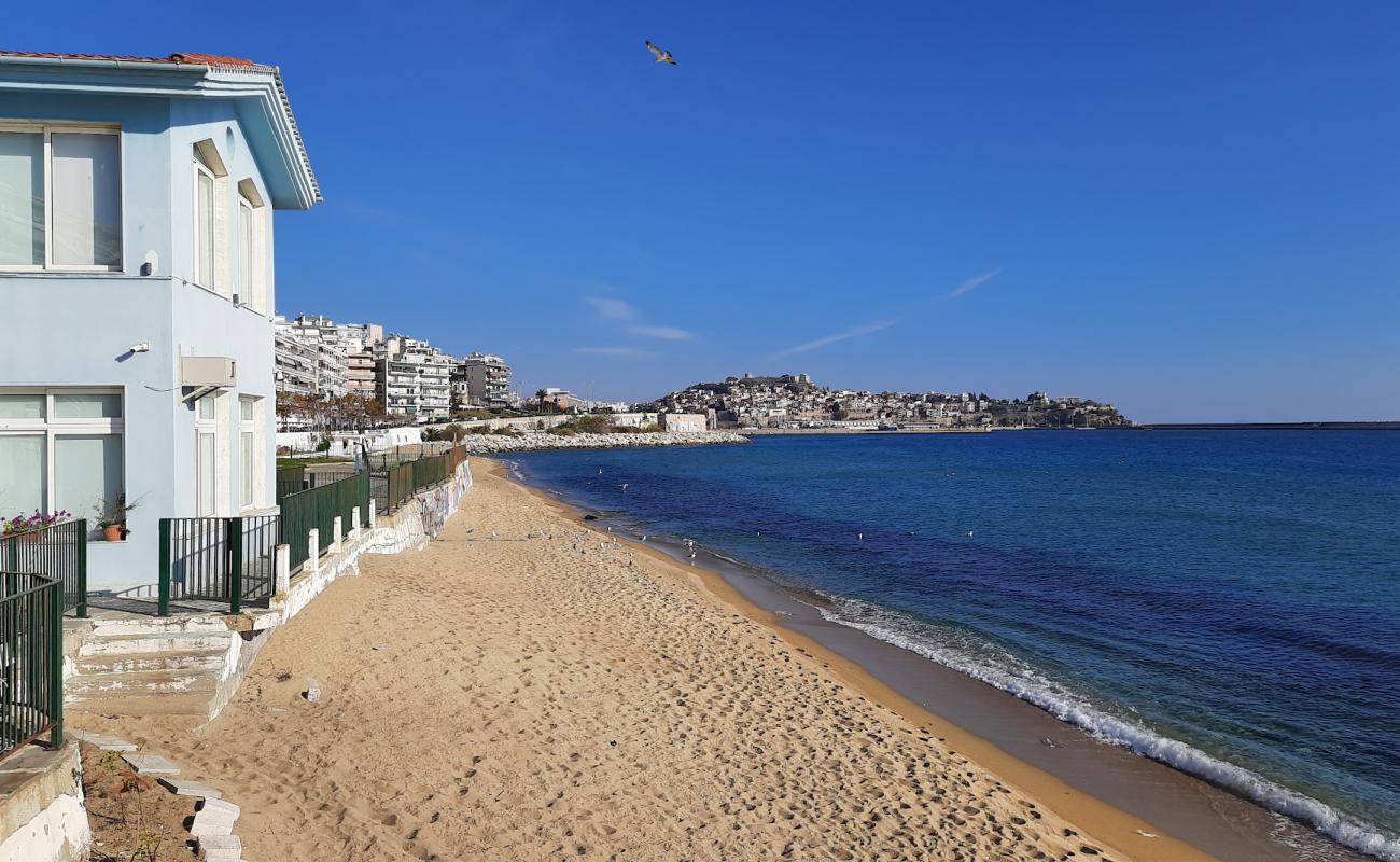 Photo de Paralia Rapsani avec sable beige de surface