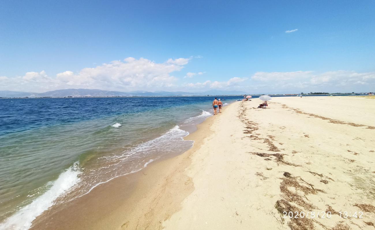 Photo de Ammoglossa beach avec sable lumineux de surface