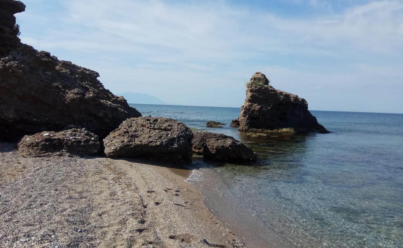 Photo de Marmaritsa beach avec caillou clair de surface