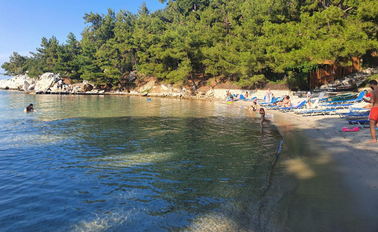 Photo de Glifoneri beach avec sable fin blanc de surface