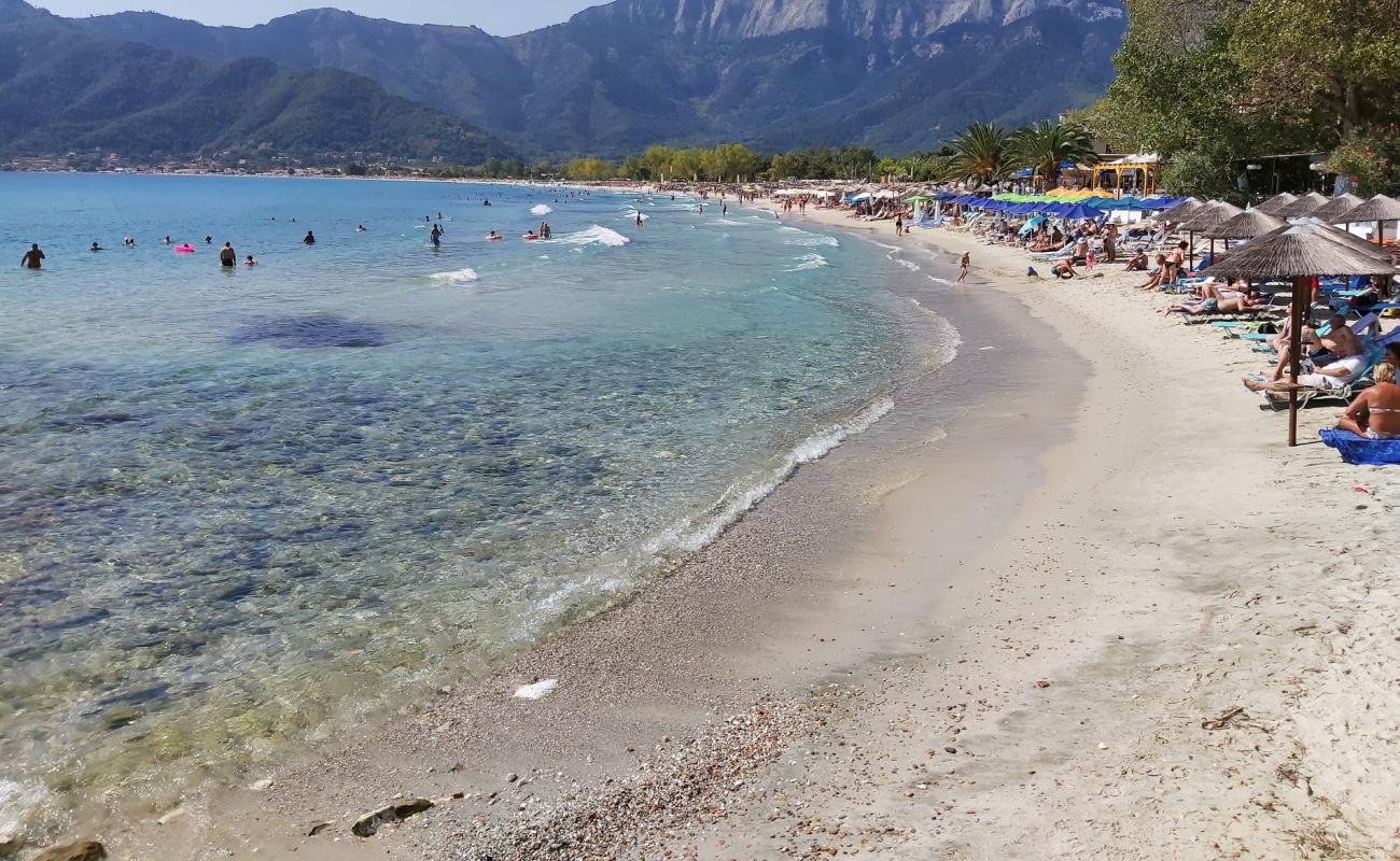 Photo de Golden beach avec sable fin blanc de surface