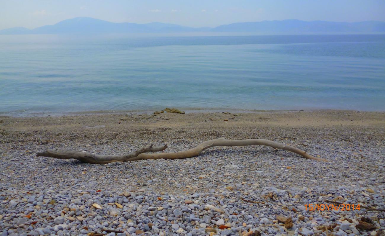 Photo de Dafnonta 2 beach avec caillou fin gris de surface