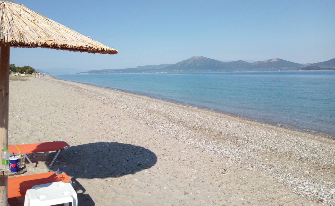 Photo de Kanatadika beach avec sable beige de surface