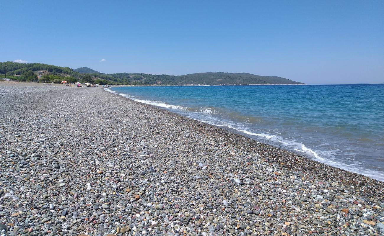 Photo de Elinika beach avec caillou gris de surface