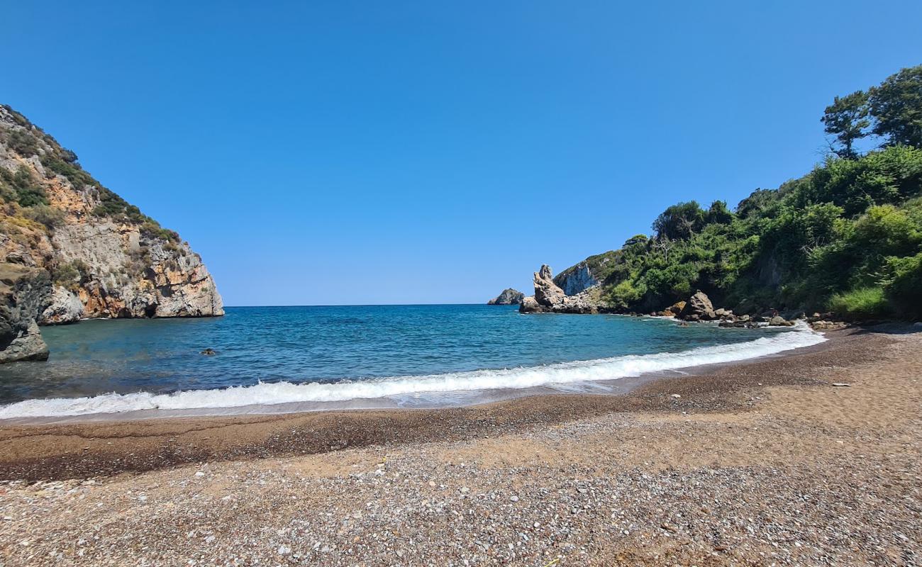 Photo de Melissi beach avec caillou brun de surface