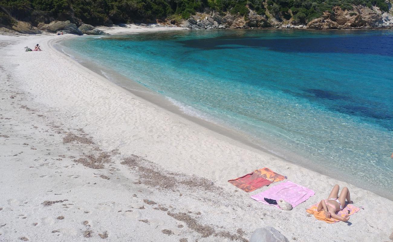 Photo de Mageiras beach avec sable blanc de surface