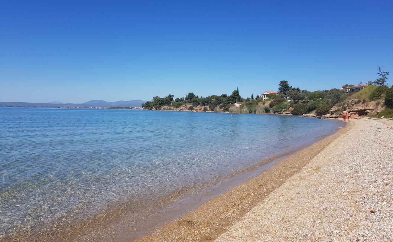 Photo de Pagorama beach avec sable gris avec caillou de surface