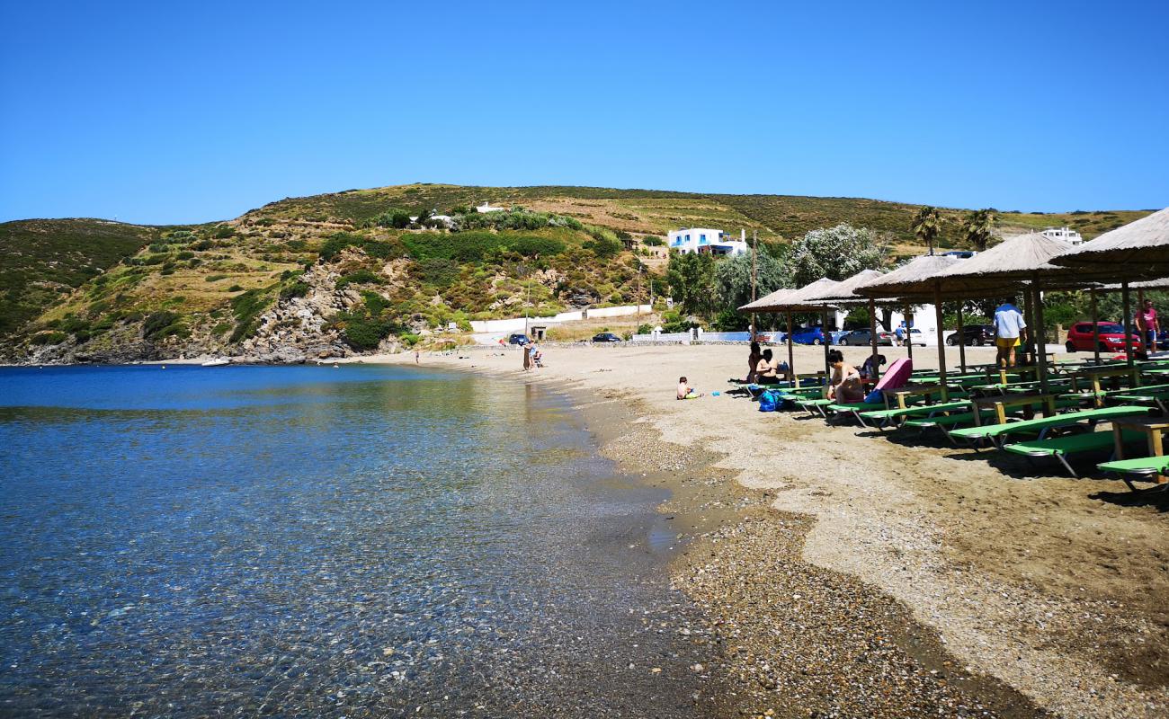 Photo de Acherounes beach avec sable clair avec caillou de surface