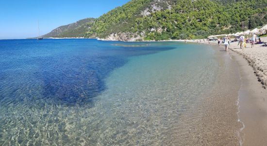 Pefkos beach